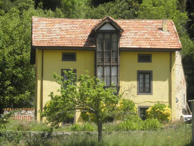 Casa Buelles